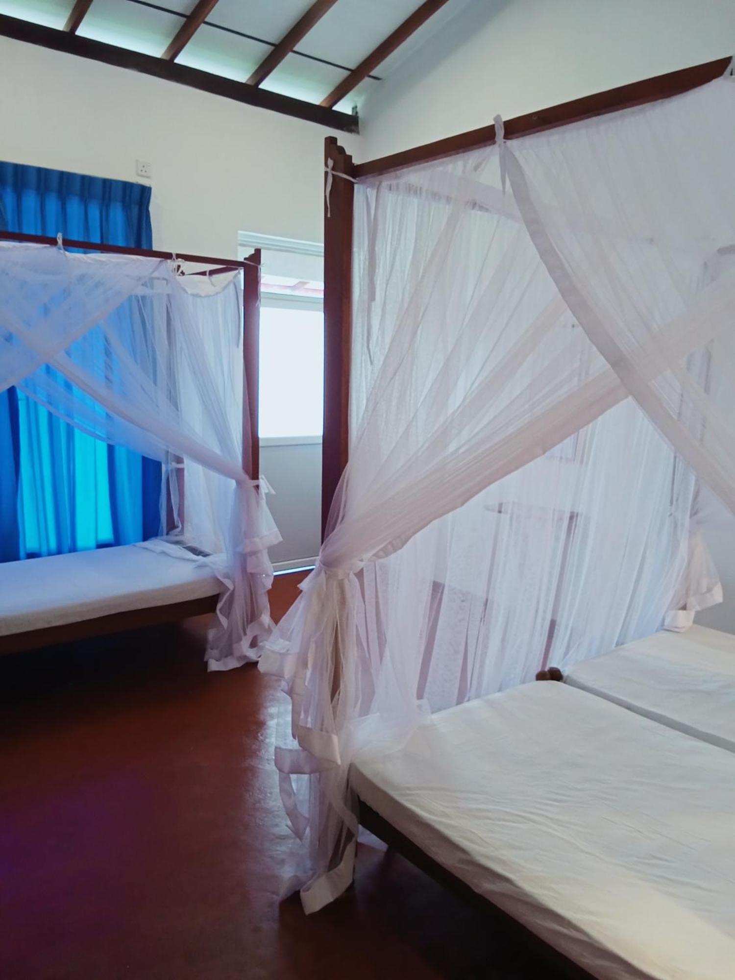 Sihara Rooms & Hostel Матара Екстериор снимка