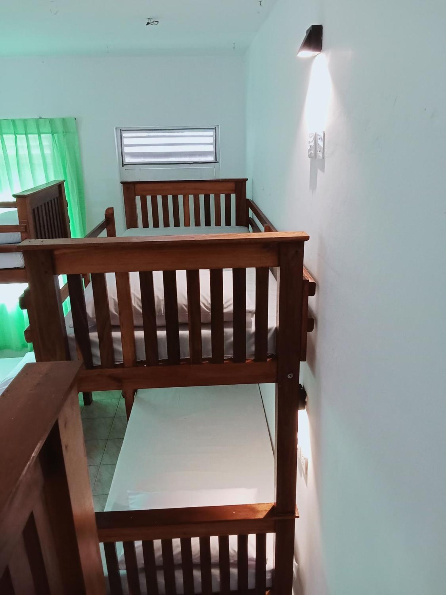 Sihara Rooms & Hostel Матара Екстериор снимка