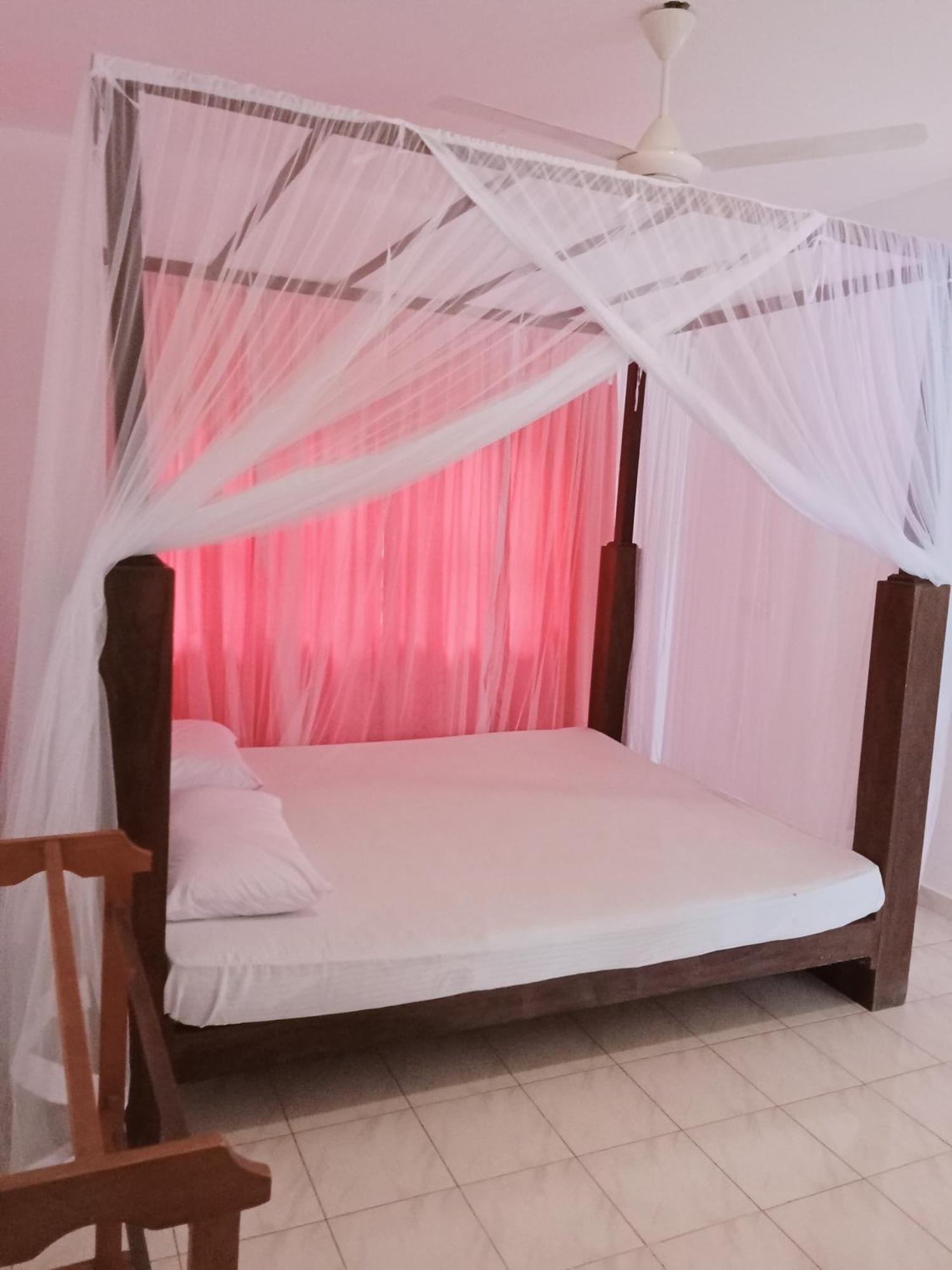 Sihara Rooms & Hostel Матара Екстериор снимка
