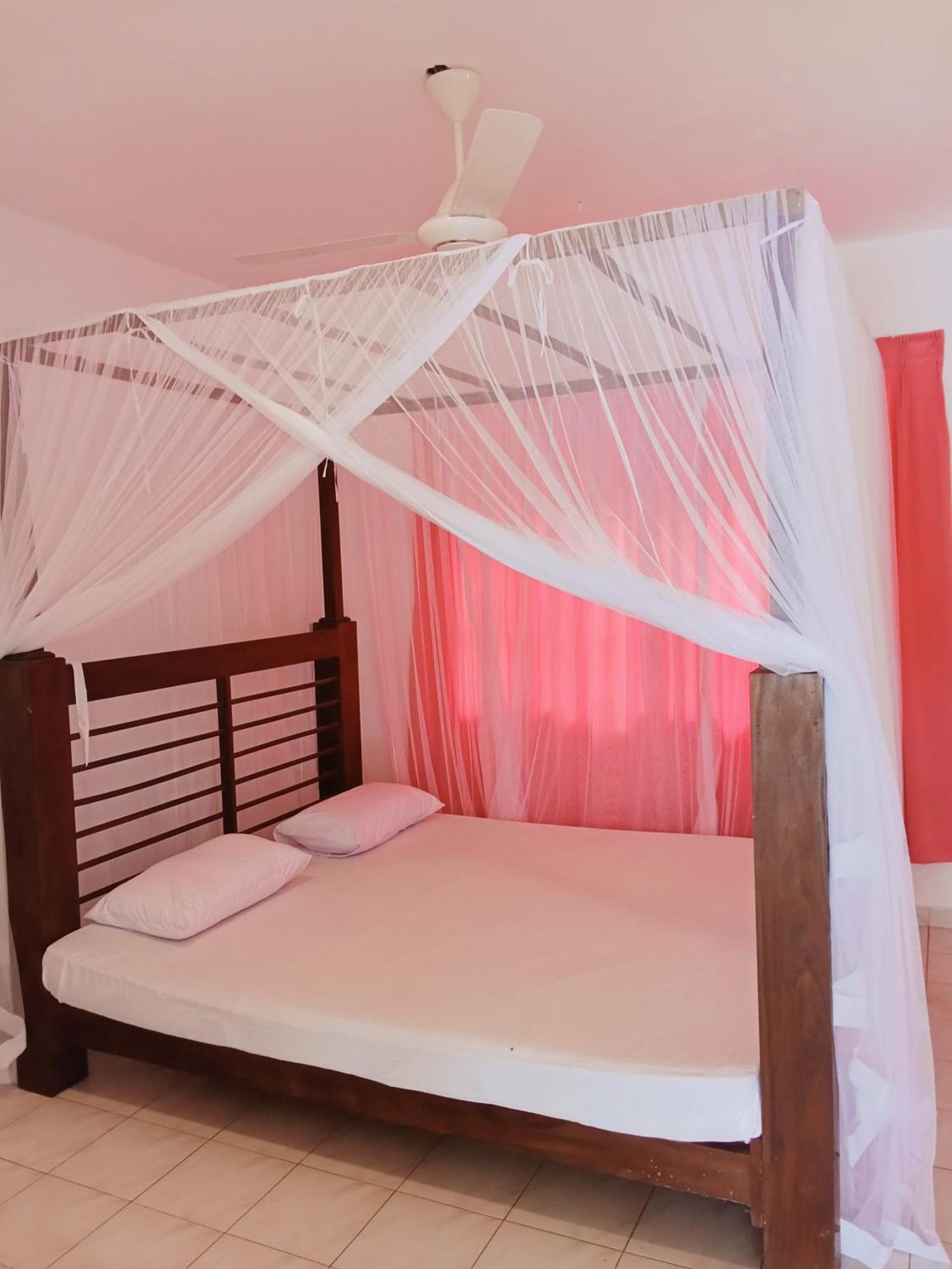 Sihara Rooms & Hostel Матара Екстериор снимка