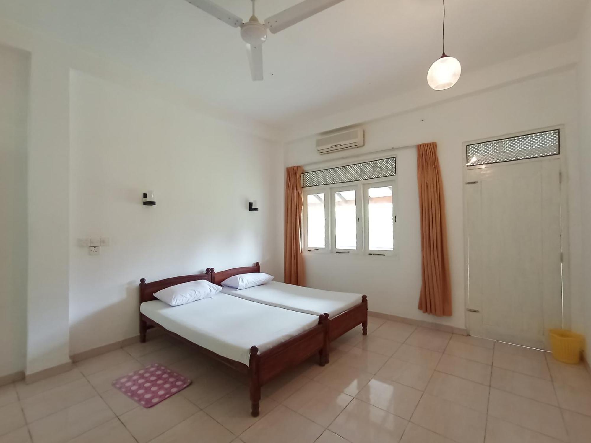 Sihara Rooms & Hostel Матара Екстериор снимка
