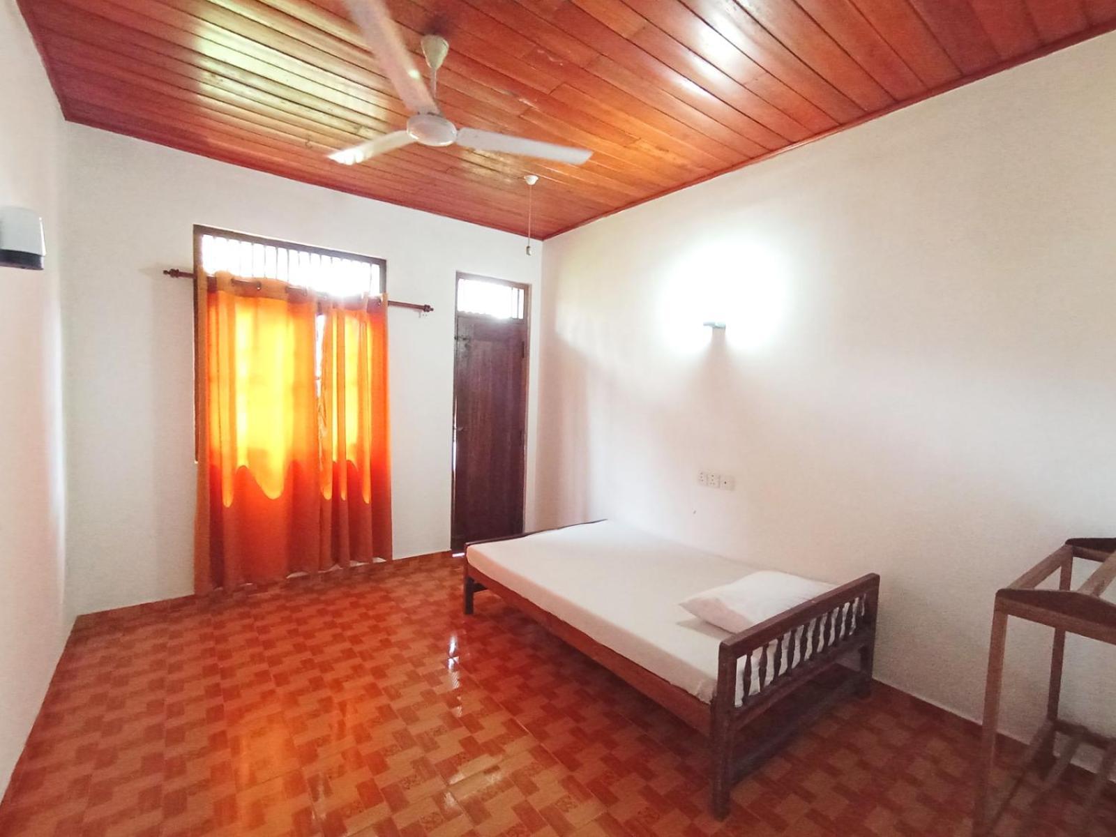 Sihara Rooms & Hostel Матара Екстериор снимка
